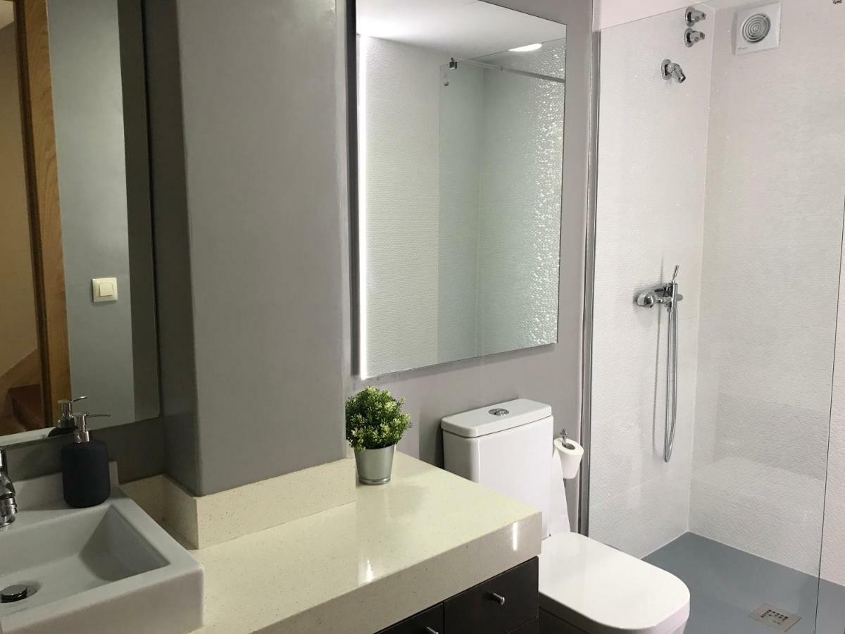 Duplex Centrico Con Vistas Al Mar Vigo Exterior foto